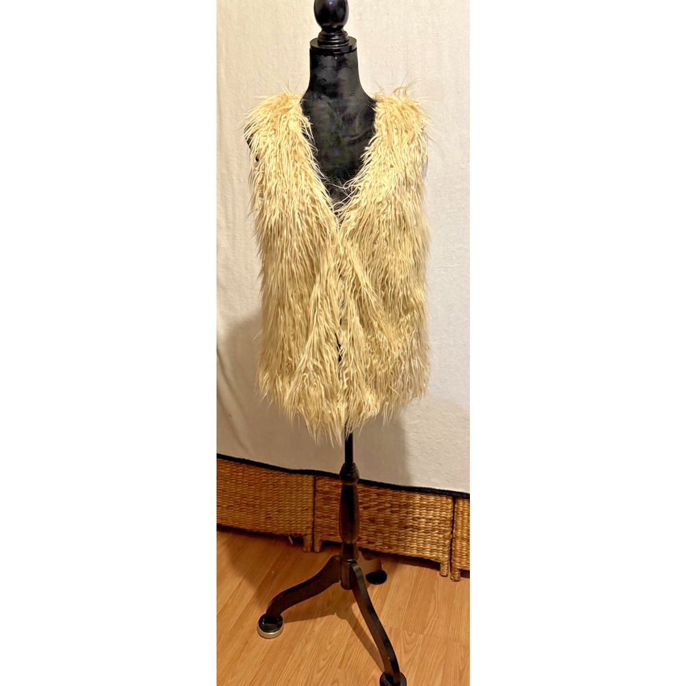 Ark & Co Shaggy Faux Fur Satin Lined Vest Regular Medium